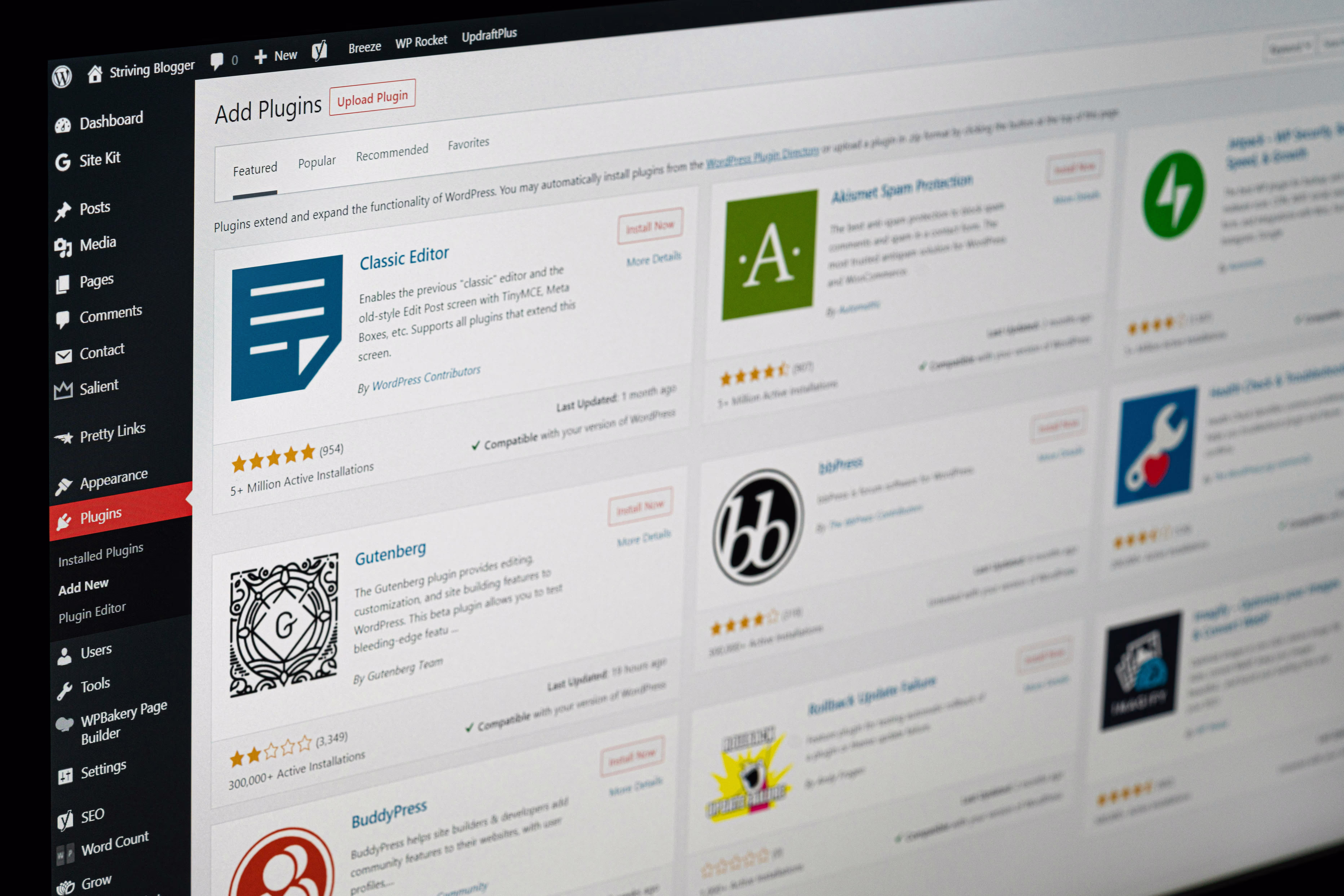 Avantages de WordPress: Riche bibliothèque de plugins et de thèmes